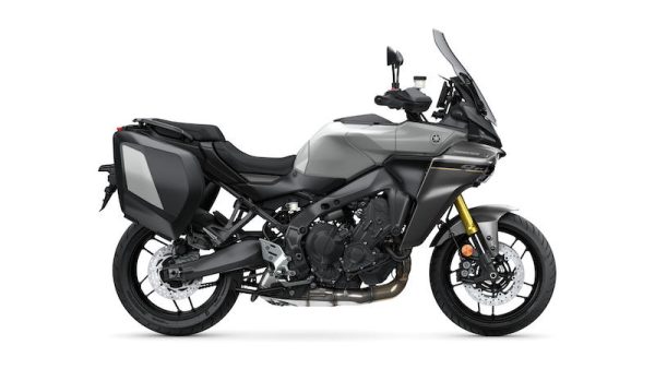 Yamaha Tracer 9 GT+ 2025, vista lateral