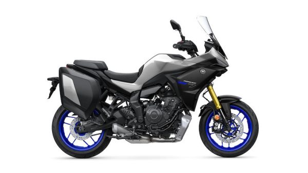 Yamaha Tracer 7 GT 2025 vista lateral