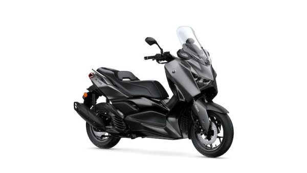 Yamaha XMAX 125 Tech MAX+ 2026 color Crystal Graphite